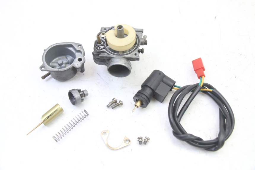 photo de CARBURETOR PEUGEOT VIVACITY 50 (2004 - 2009) - Fixing points details