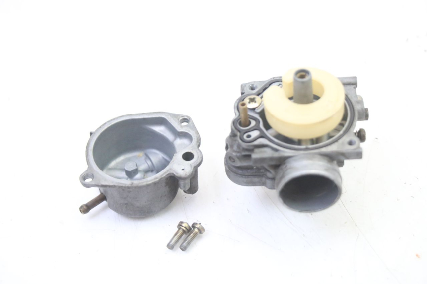 photo de CARBURETOR PEUGEOT VIVACITY 50 (2004 - 2009) - Surface and material condition