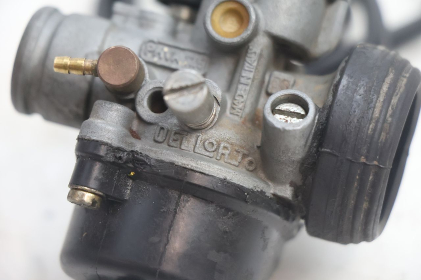 photo de CARBURETOR PEUGEOT VIVACITY 100 (1999 - 2008) - Technical close-up