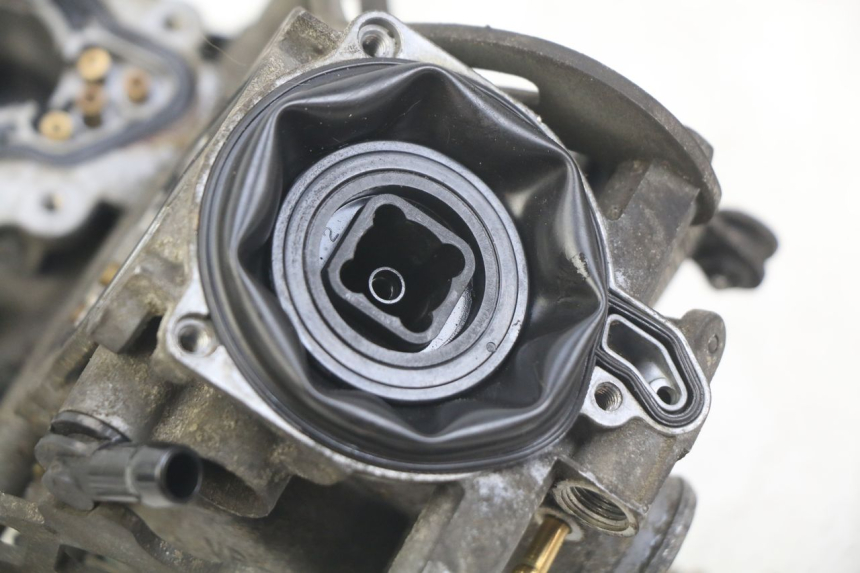 photo de CARBURETOR HONDA VT C SHADOW 125 (1999 - 2007) - Additional view of the item