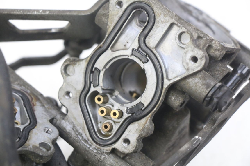 photo de CARBURETOR HONDA VT C SHADOW 125 (1999 - 2007) - Focus on structure