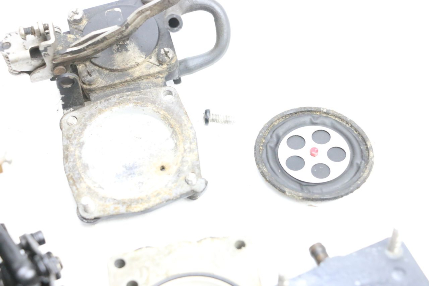 photo de CARBURETOR YAMAHA WAVE RUNNER GP R 1200 (2000 - 2003) - Main view