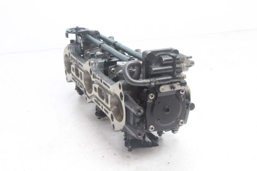 photo de CARBURETOR YAMAHA WAVE RUNNER GP R 1200 (2000 - 2003) - Surface and material condition