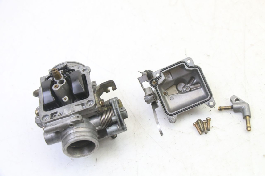 photo de CARBURETOR PIAGGIO X9 EVOLUTION 125 (2003 - 2007) - Surface and material condition