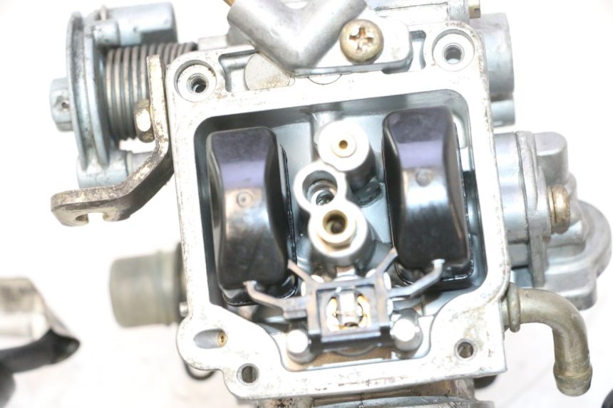 photo de CARBURETOR PIAGGIO X9 EVOLUTION 125 (2003 - 2007) - Zoom on usage condition