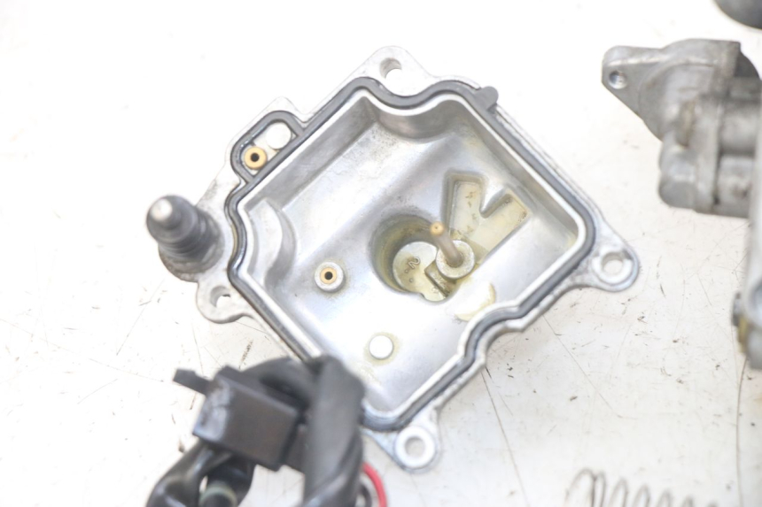 photo de CARBURETOR PIAGGIO X9 125 (2000 - 2003) - Component zoom