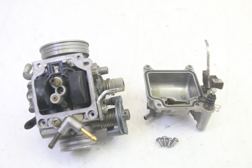 photo de CARBURETOR PIAGGIO XEVO - X EVO 125 (2007 - 2017) - Surface and material condition
