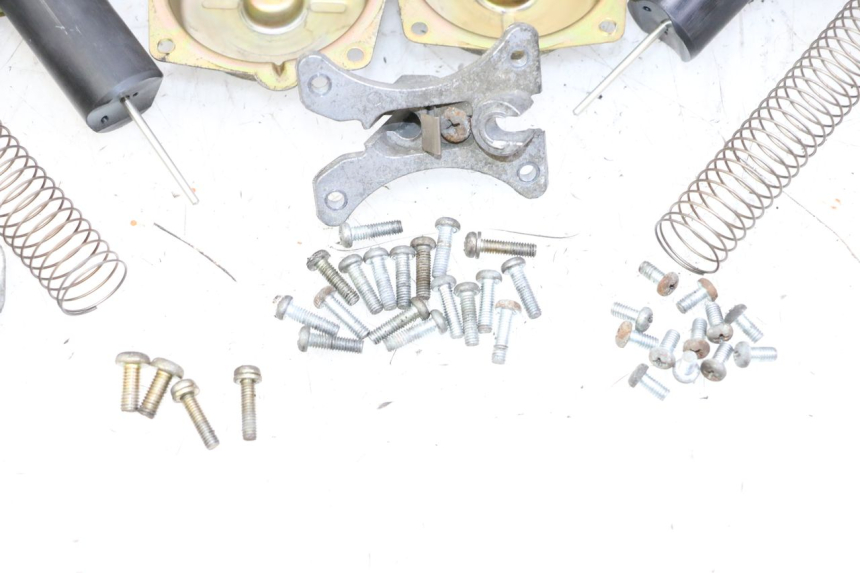 photo de CARBURETOR YAMAHA XJN DIVERSION 600 (2000 - 2003) - Used quality zoom