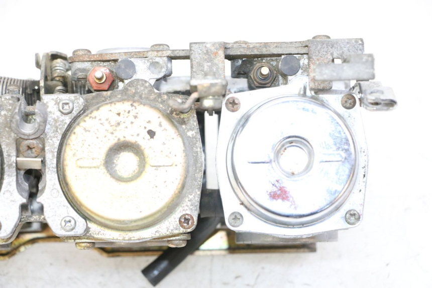 photo de CARBURETOR YAMAHA XJN DIVERSION 600 (2000 - 2003) - Fixing points details