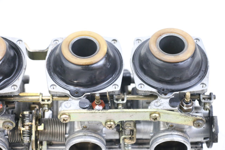 photo de CARBURETOR YAMAHA XJS DIVERSION 600 (1997 - 1999) - Alternative angle