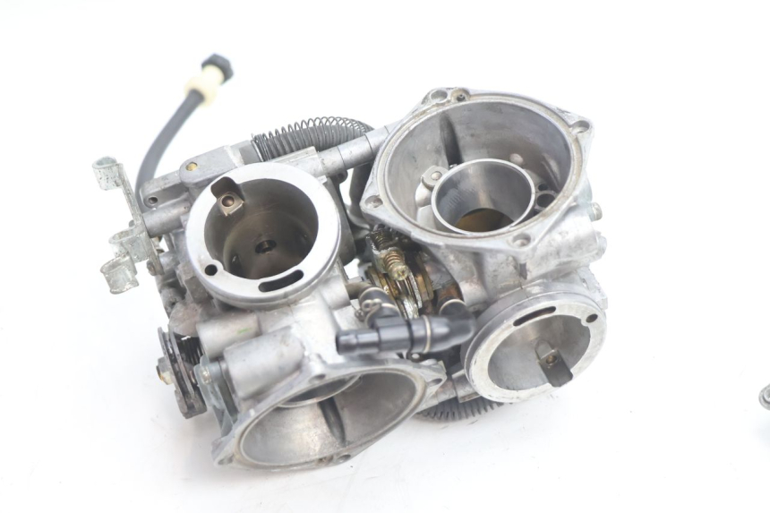 photo de CARBURETOR HONDA XRV AFRICA TWIN 750 (1990 - 1992) - High-resolution close-up
