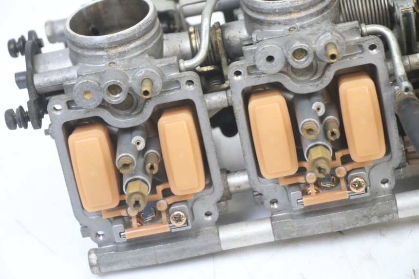 photo de CARBURETOR YAMAHA FZS FAZER 600 (2001 - 2003) - Markings and original references