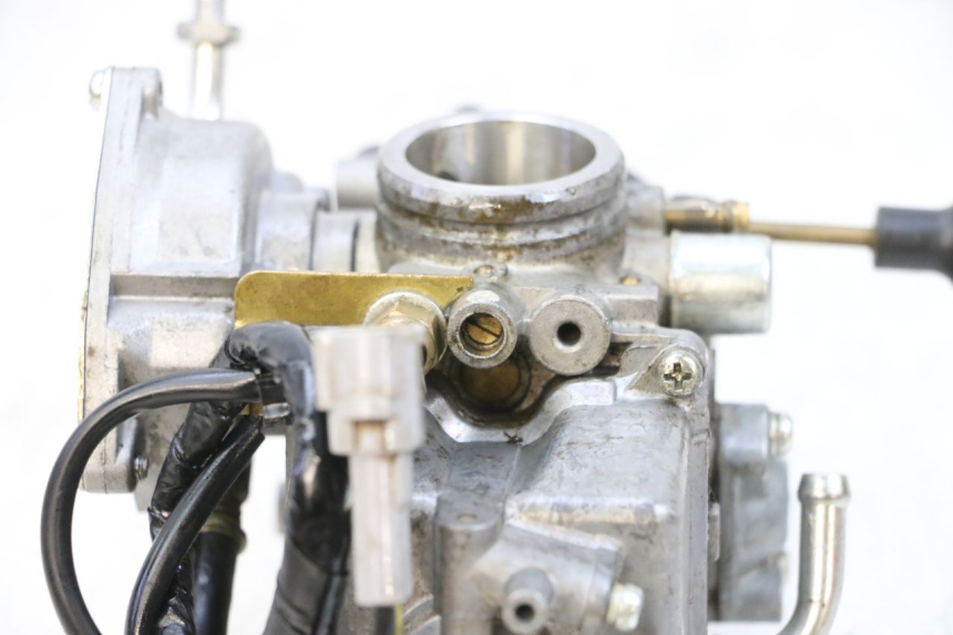 photo de CARBURETOR YAMAHA YFM R RAPTOR 250 (2008 - 2014) - Alternative perspective