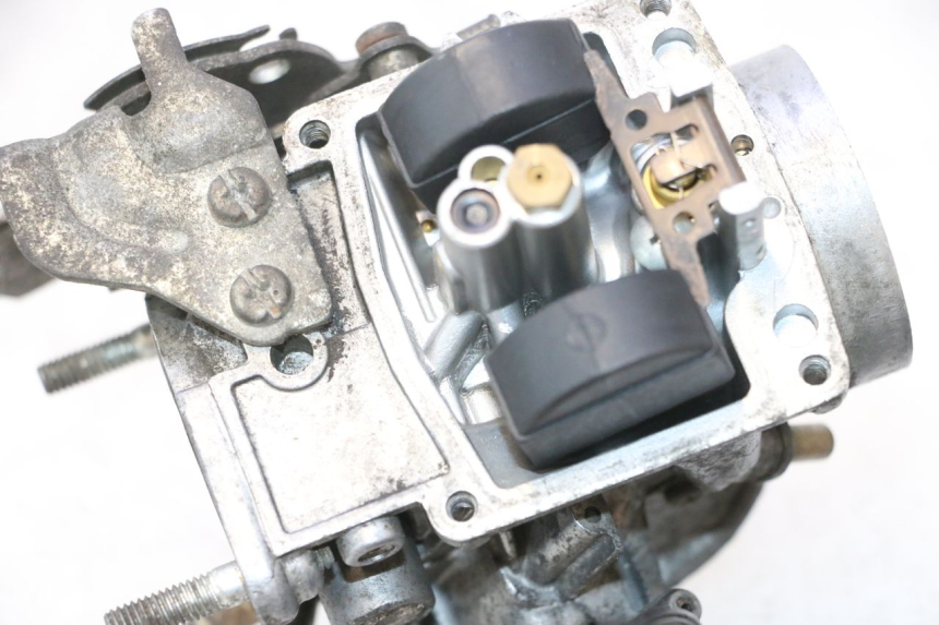 photo de CARBURETOR YAMAHA YP MAJESTY 125 (2002 - 2006) - Technical close-up