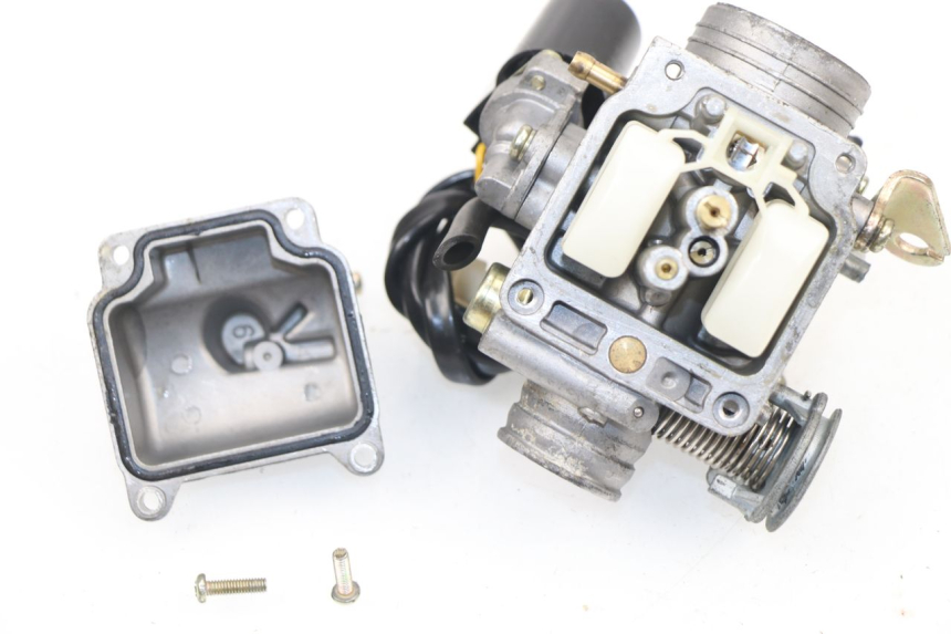 photo de CARBURETOR YIYING YY125T-6 125 (2006 - 2014) - Zoom on usage condition