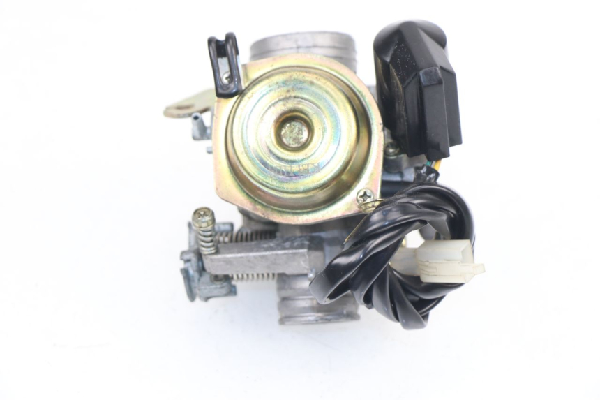 photo de CARBURETOR YIYING YY125T-6 125 (2006 - 2014) - Fixing points details