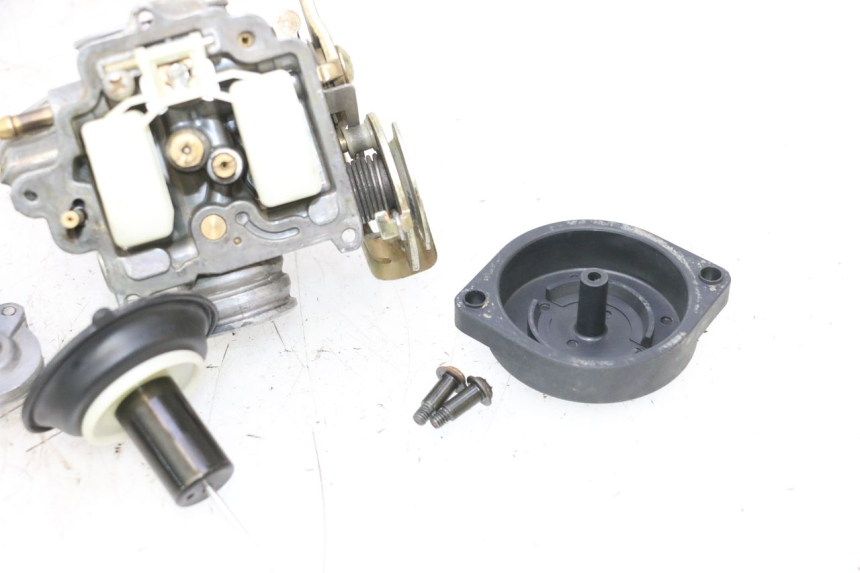 photo de CARBURETOR UNIVERSAL BIKE ZN50QT-11B 50 (2018 - 2021) - High-resolution close-up