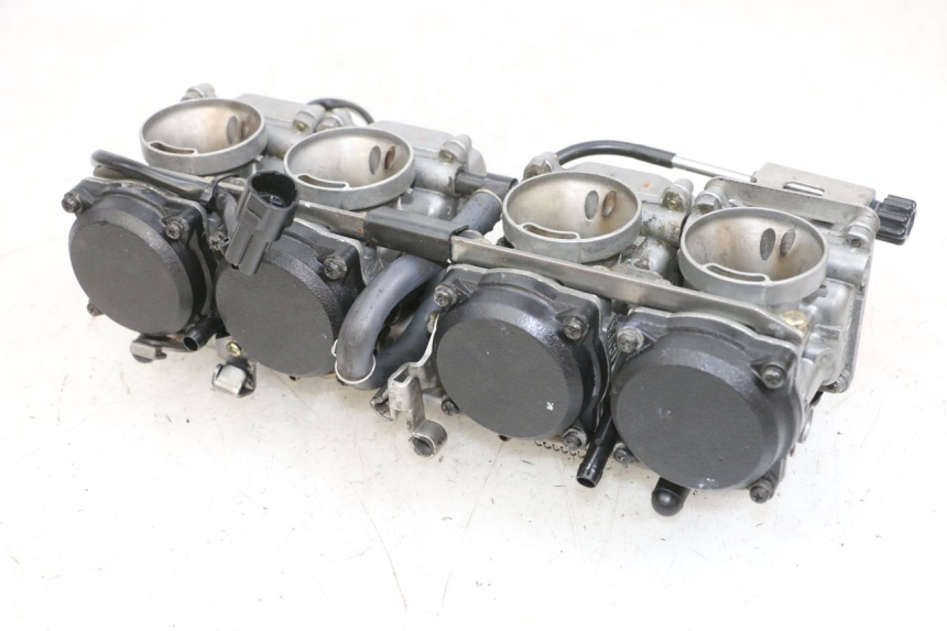 photo de CARBURETOR KAWASAKI ZR 7 750 (1999 - 2004) - Distinctive features