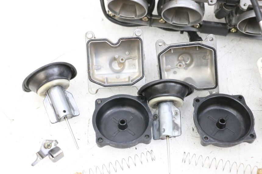 photo de CARBURETOR KAWASAKI ZR 7 750 (1999 - 2004) - Additional view of the item