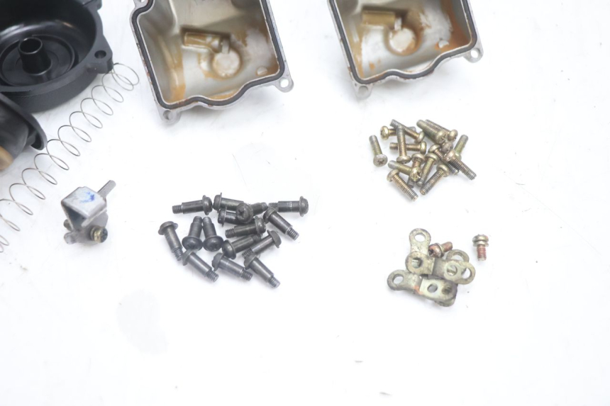 photo de CARBURETOR KAWASAKI ZX-6R ZX6R 600 (1995 - 1997) - Focus on structure