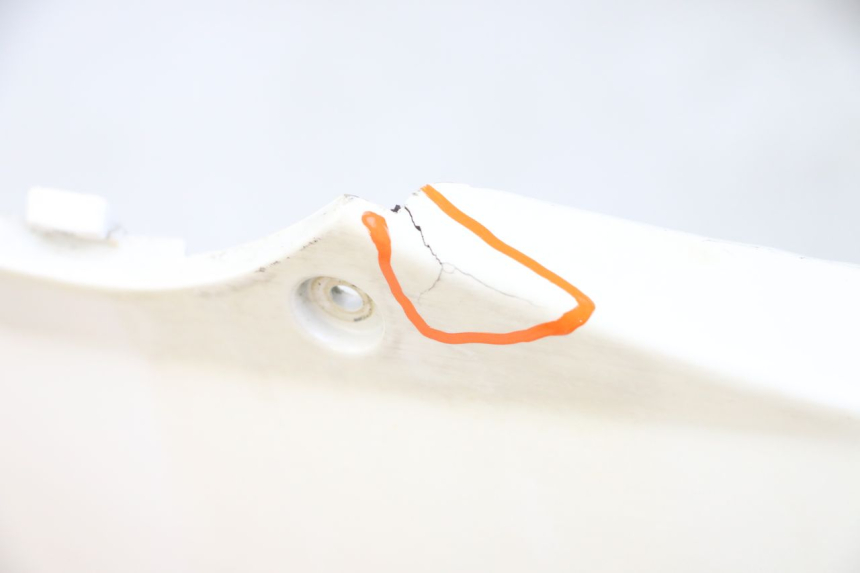 photo de REAR FAIRING KYMCO AGILITY 4T 50 (2018 - 2022) - Surface and material condition