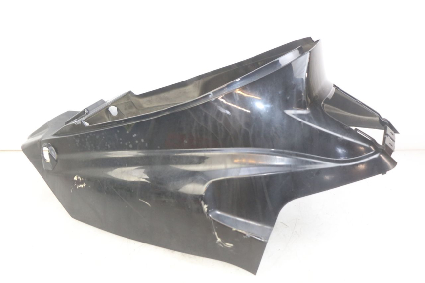 photo de REAR FAIRING PGO BIG MAX 50 (2001 - 2009) - Fixing points details