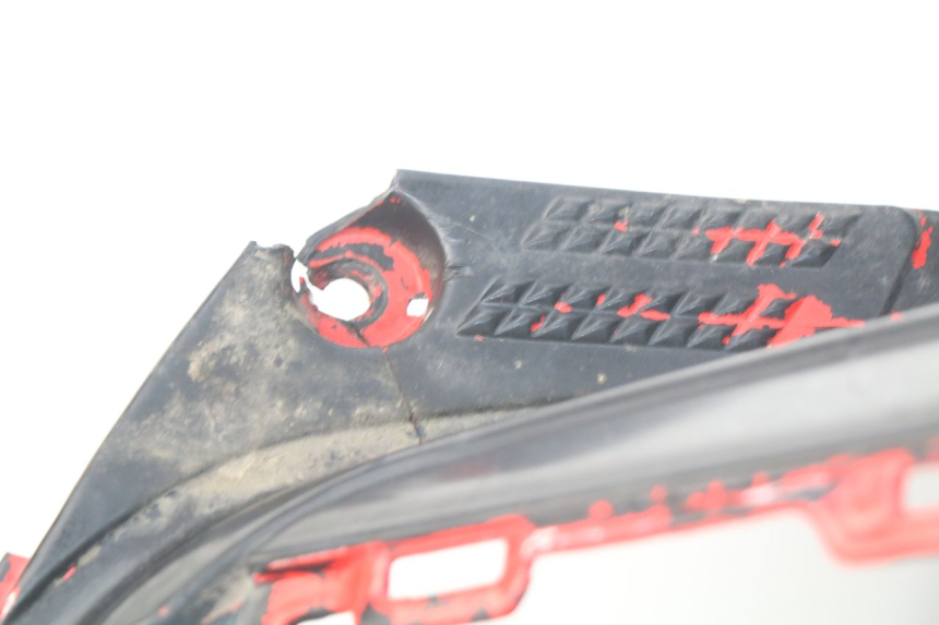 photo de REAR FAIRING YAMAHA BW'S 50 (1999 - 2003) - Detailed visual inspection