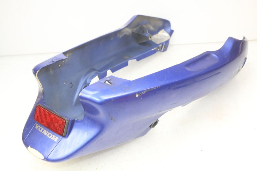 photo de REAR FAIRING HONDA CB 500 (1997 - 2003) - Fixing points details