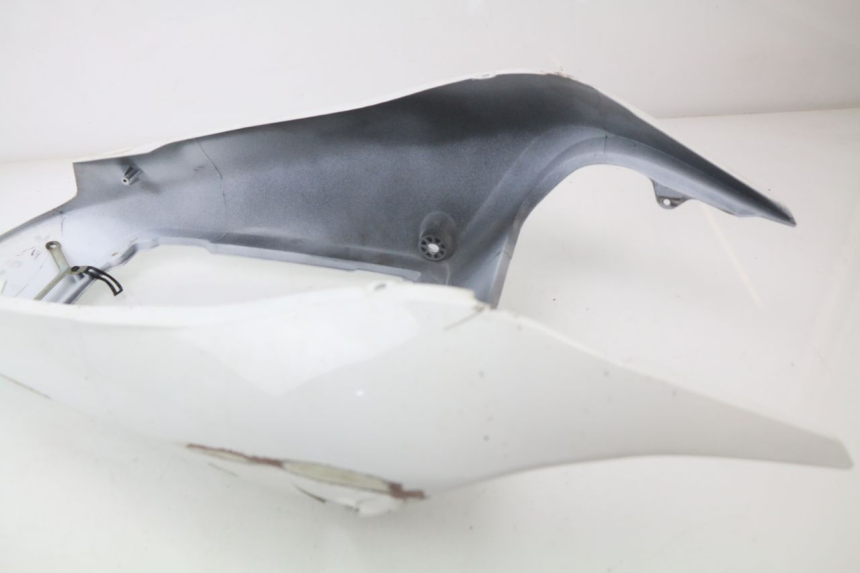 photo de REAR PANEL HONDA CBR 929 RR FIREBLADE 900 (2000 - 2001) - Fixing points details