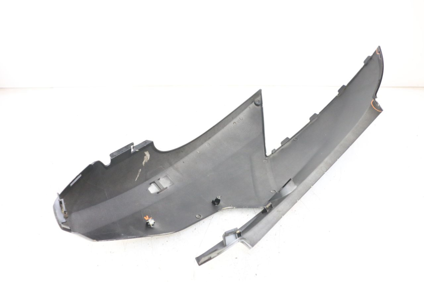 photo de REAR FAIRING KYMCO DINK 4T 50 (2007 - 2018) - Additional view of the item