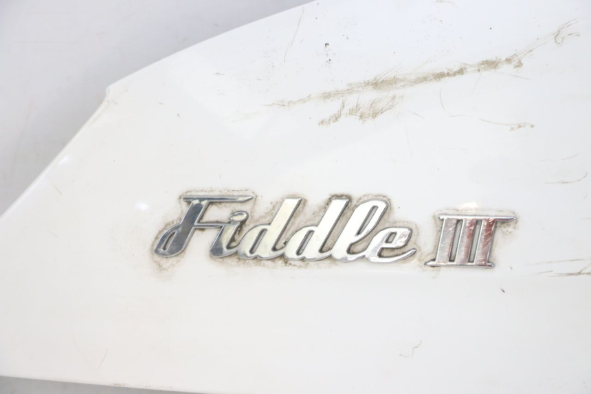 photo de REAR PANEL SYM FIDDLE 3 III 125 (2014 - 2020) - Surface and material condition