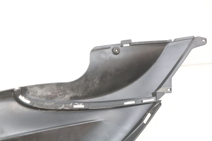 photo de REAR FAIRING PIAGGIO FLY 2T 50 (2004 - 2017) - Detailed visual inspection