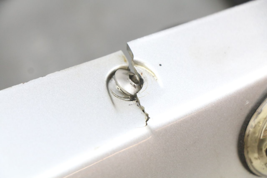 photo de REAR FAIRING YAMAHA FZS FAZER 600 (1998 - 2001) - Alternative perspective