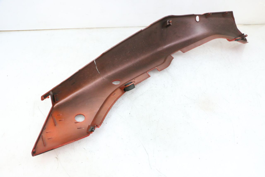 photo de REAR PANEL SUZUKI GSF N BANDIT 600 (1996 - 1999) - Zoom on usage condition