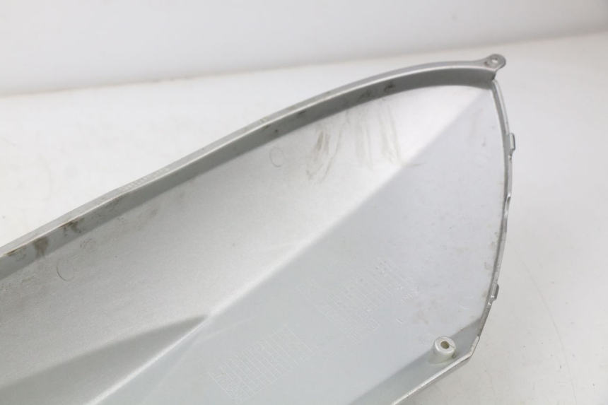 photo de REAR FAIRING PEUGEOT KISBEE 2T 50 (2010 - 2017) - Component zoom