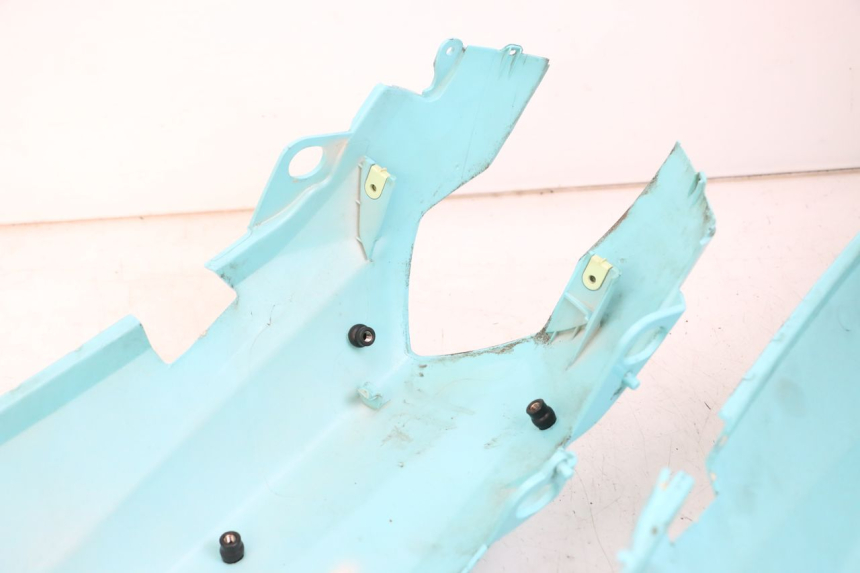 photo de REAR FAIRING PEUGEOT KISBEE 4T 50 (2018 - 2022) - Alternative perspective