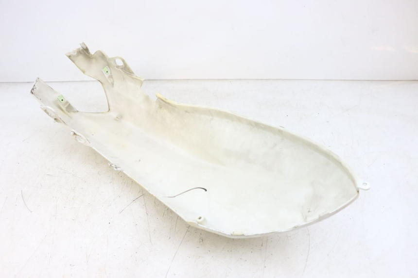 photo de REAR FAIRING PEUGEOT KISBEE 4T 50 (2010 - 2017) - Additional view of the item