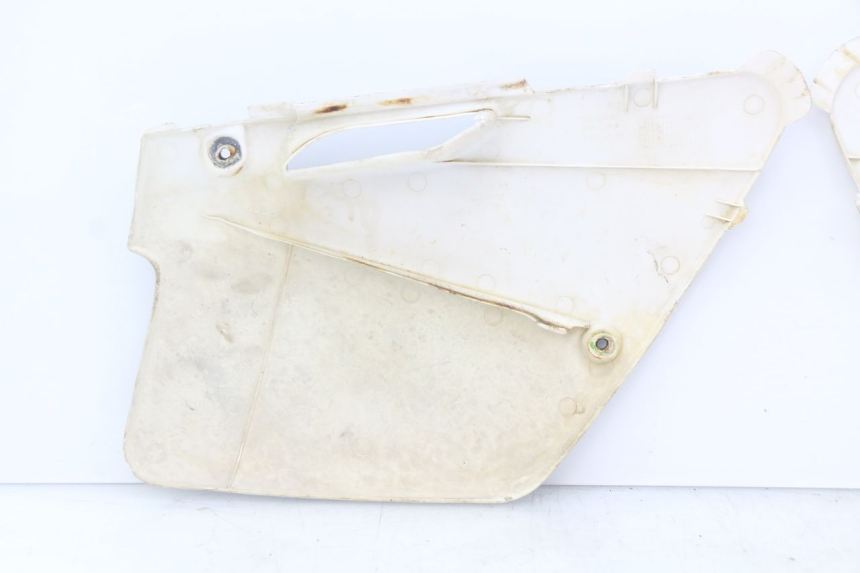 photo de REAR FAIRING KAWASAKI KX 250 (1994 - 1998) - Technical close-up