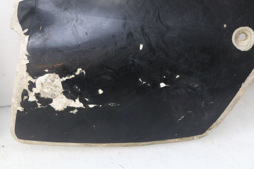 photo de REAR FAIRING KAWASAKI KX 250 (1994 - 1998) - Surface and material condition