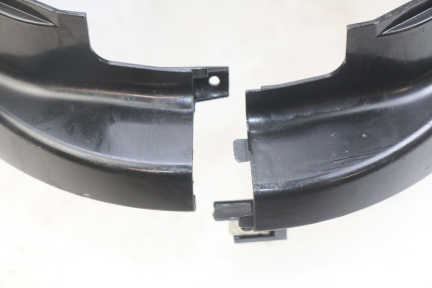 photo de REAR FAIRING SYM MIO 50 (2011 - 2017) - Markings and original references