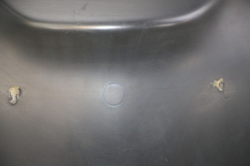 photo de REAR PANEL PIAGGIO MP3 LT 400 (2007 - 2012) - Surface and material condition