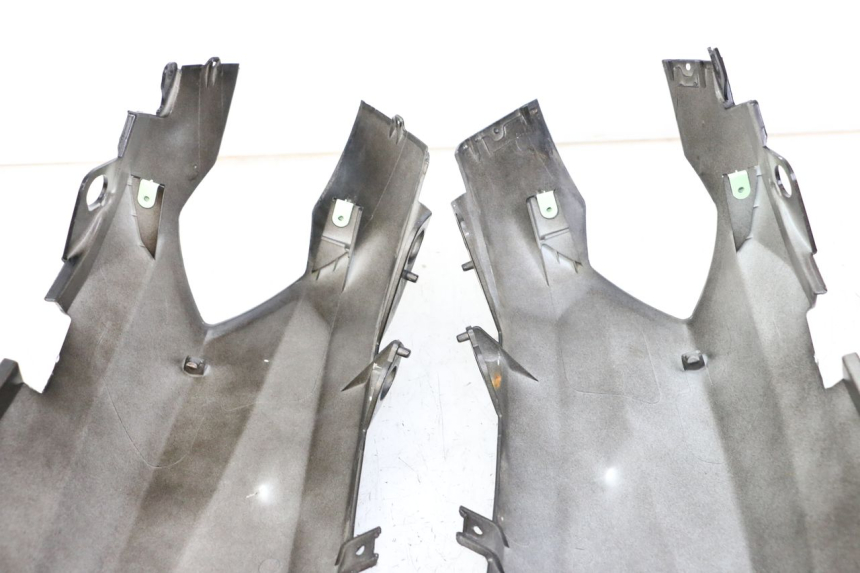 photo de REAR FAIRING PEUGEOT KISBEE 4T 50 (2018 - 2022) - High-resolution close-up