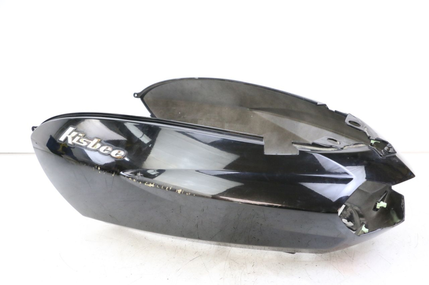 photo de REAR FAIRING PEUGEOT KISBEE 4T 50 (2018 - 2022) - Fixing points details