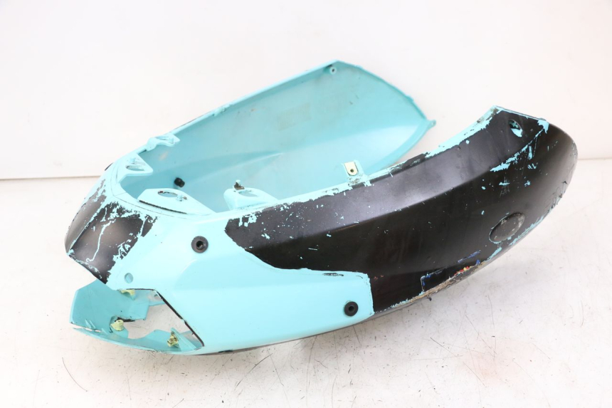 photo de REAR PANEL PEUGEOT STREETZONE 4T 50 (2018 - 2023) - Zoom on usage condition