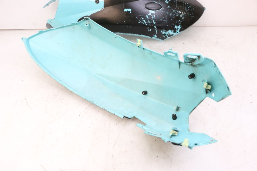 photo de REAR PANEL PEUGEOT STREETZONE 4T 50 (2018 - 2023) - Markings and original references