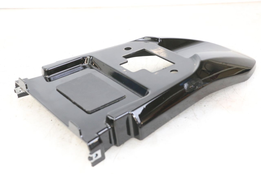 photo de REAR PANEL ROYAL ENFIELD SCRAM 411 (2022 - 2024) - Product overview