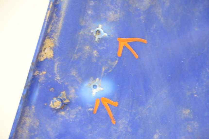 photo de REAR PANEL HYTRACK S 150 (2003 - 2011) - Additional view of the item