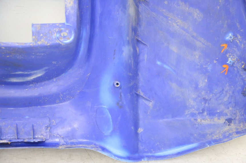 photo de REAR PANEL HYTRACK S 150 (2003 - 2011) - High-resolution close-up