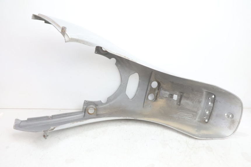 photo de REAR PANEL APRILIA SCARABEO GT 125 (1999 - 2007) - Markings and original references