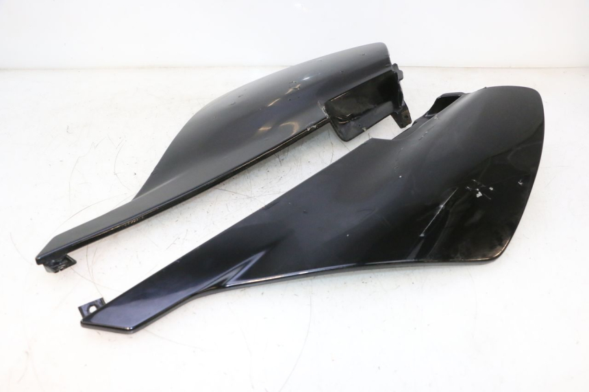 photo de REAR PANEL DERBI SENDA 50 (2003 - 2005) - Alternative perspective